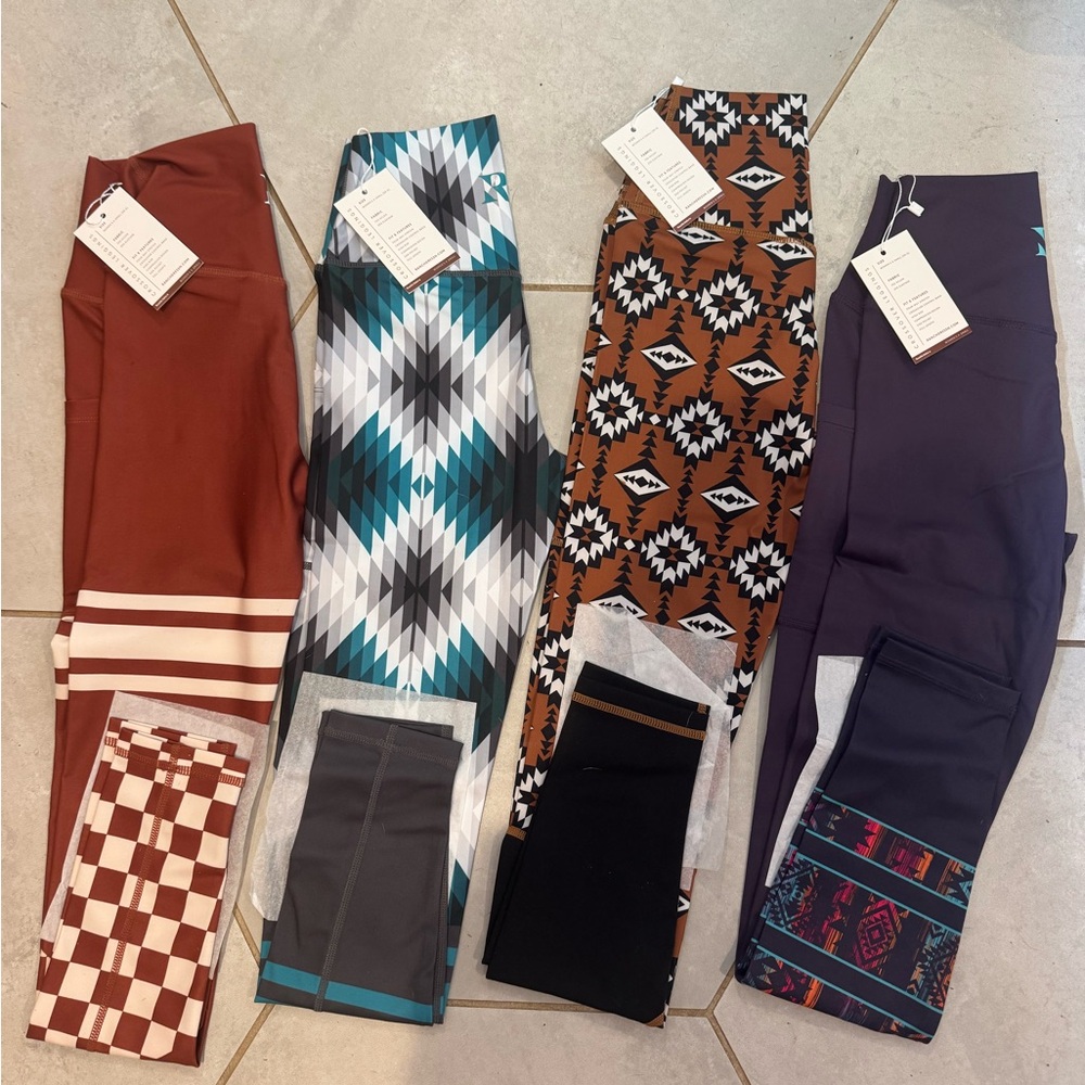 BRAND NEW Ranch Dressn leggings